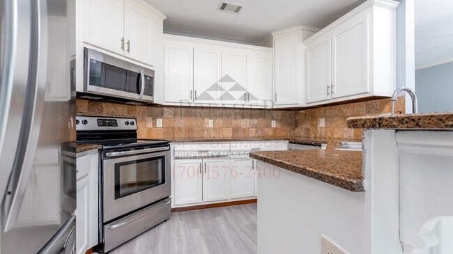 Building Photo - 13 Wheatland Way
