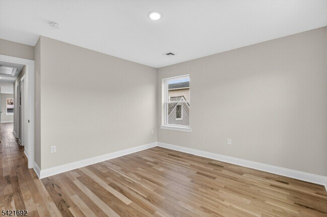 Building Photo - 455 Fulton St