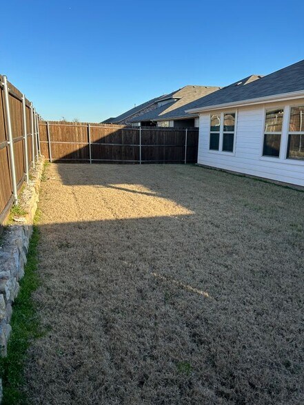 Building Photo - 2408 Wildhaven Rd