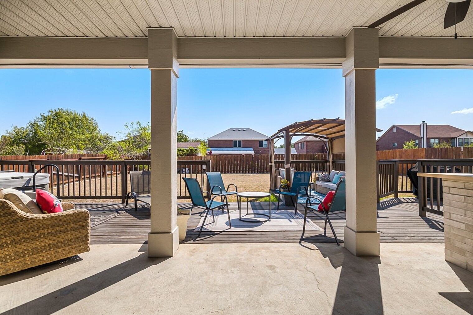 Building Photo - 311 Evening Grosbeak Dr