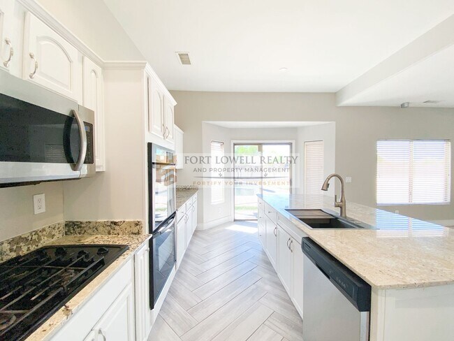 Building Photo - Beautiful Home in LAVEEN Arizona available 6.12.26 / 4 Bed/ 3bath