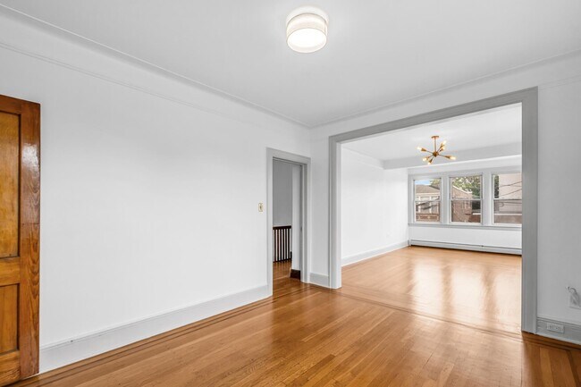 Building Photo - 1012 74th St