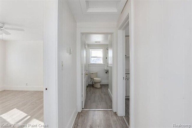 Building Photo - 7559 Studebaker Ave