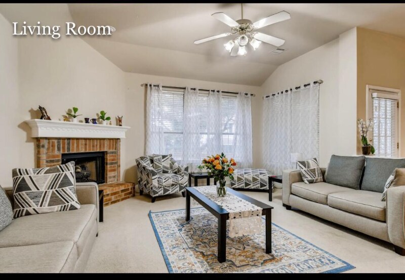 Building Photo - 207 Chesapeake Bay Ln N