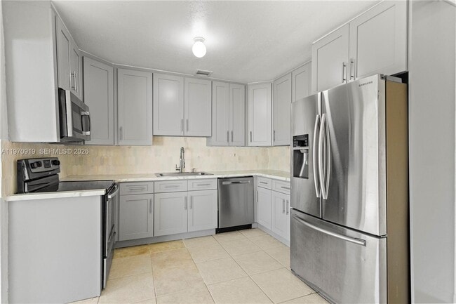 Building Photo - 1831 SW 97th Terrace