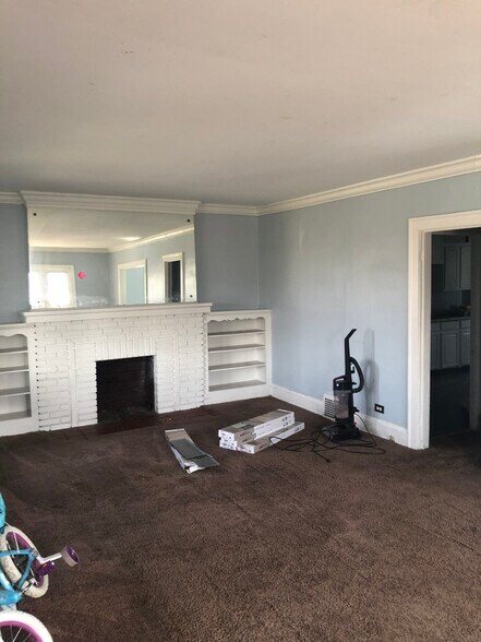 Building Photo - 2087 Goodnor Rd