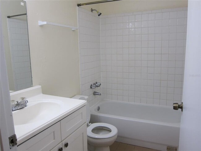 Building Photo - 2535 NW 62 Pl