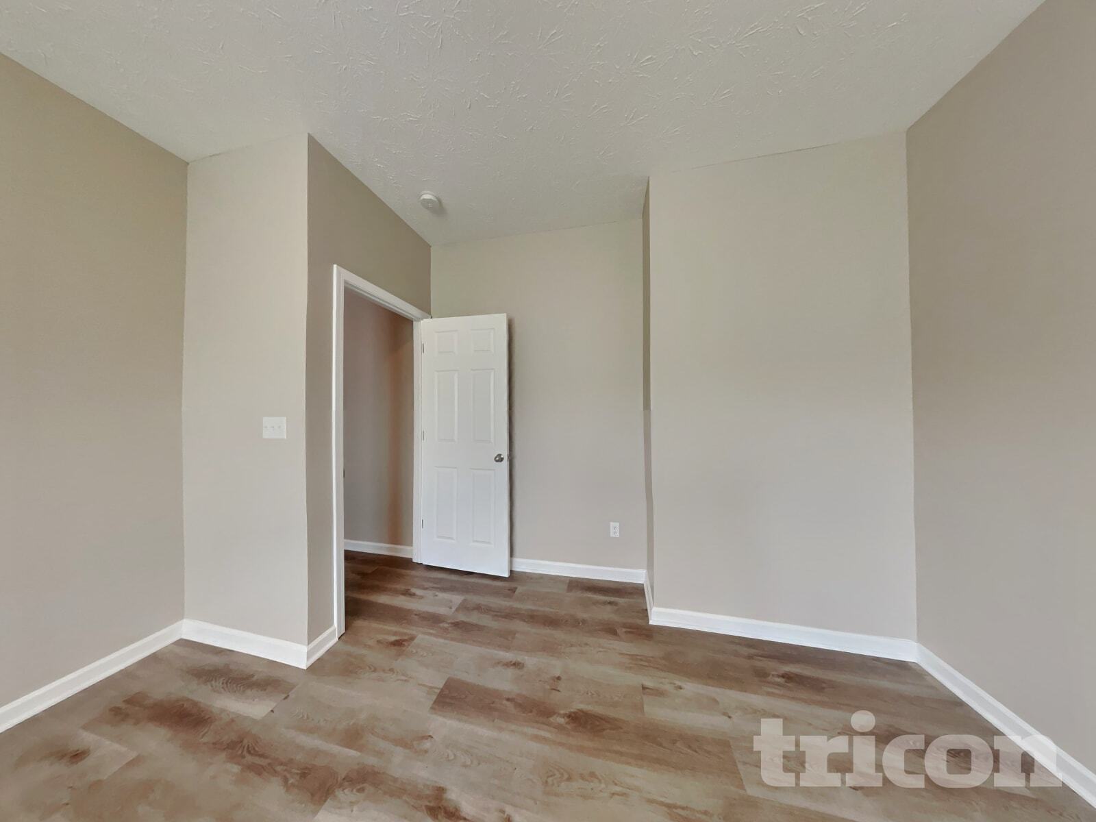 Building Photo - 4714 Angelica Dr