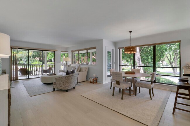 Building Photo - 606 Brackenwood Cove