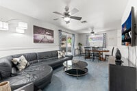 Building Photo - 8543 Sandstone Dr