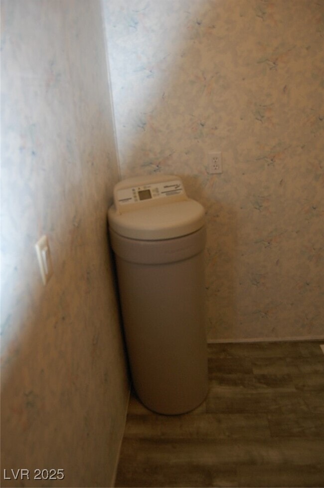 Building Photo - 1781 S Baradonna Rd