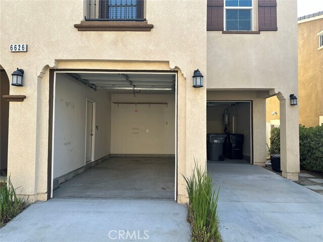 Building Photo - 6626 Mogano Dr