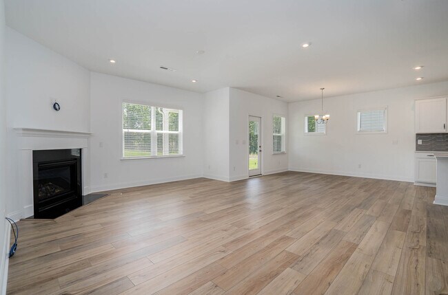 Building Photo - 19225 Yellow Birch Dr