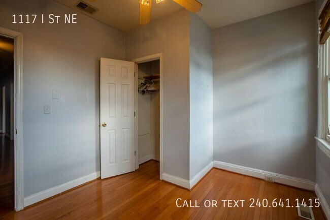 Building Photo - 1117 I St NE