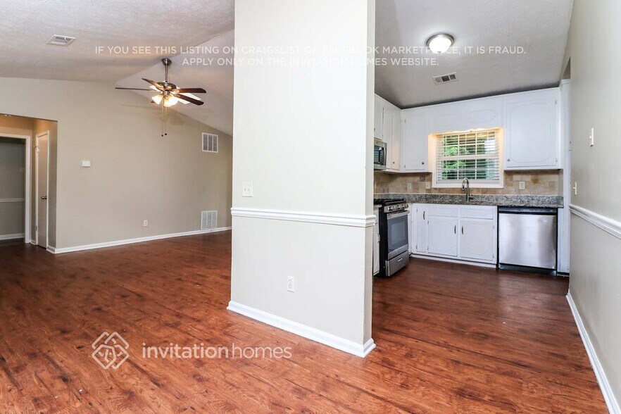 Building Photo - 3106 Palomino Dr