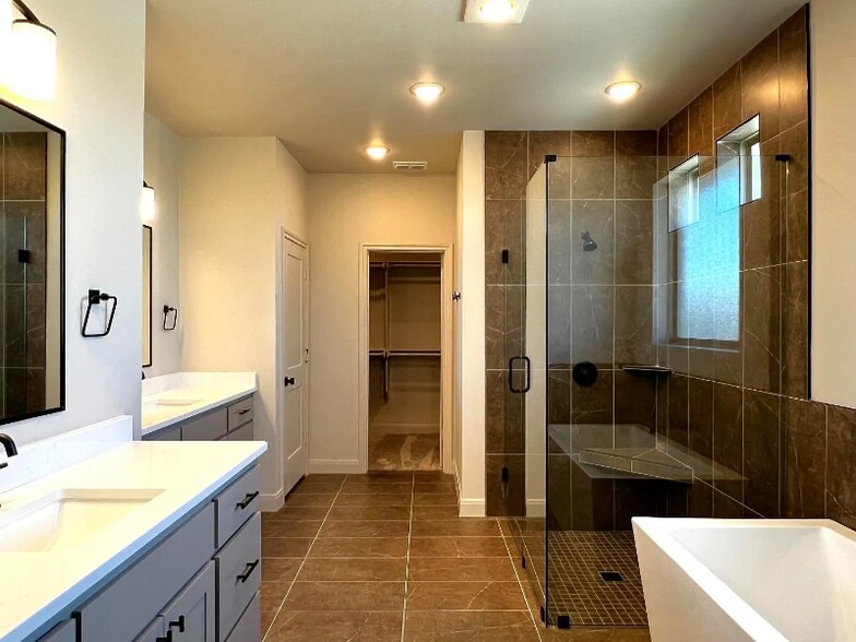 Building Photo - 2801 133rd St