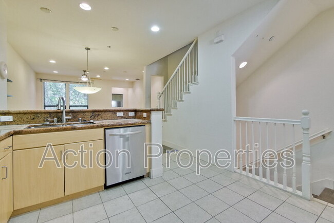 Building Photo - 4206 Rickeys Way
