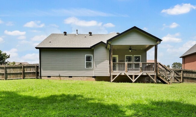 Building Photo - 987 Promenade Dr