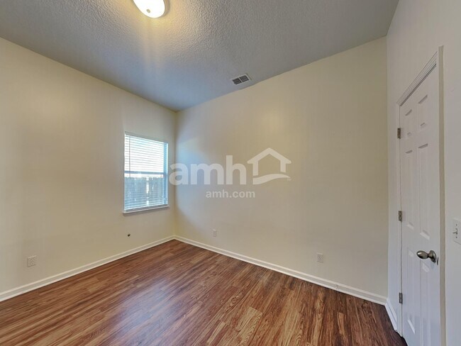 Building Photo - 296 Bell Branch Ln