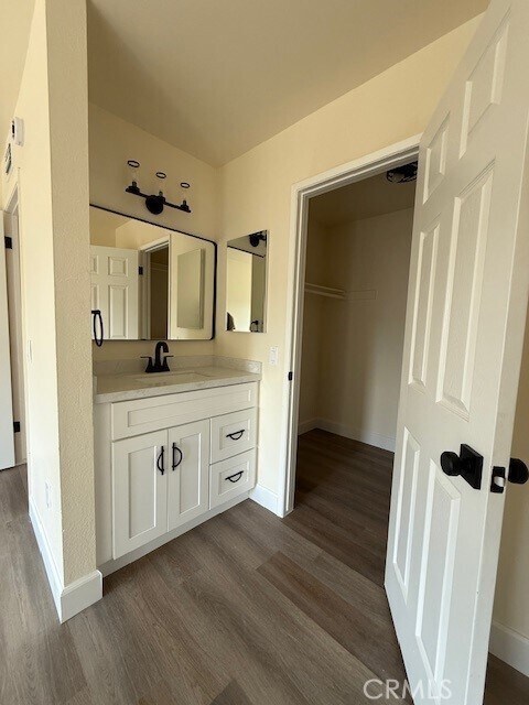 Building Photo - 1016 Cabrillo Park Dr