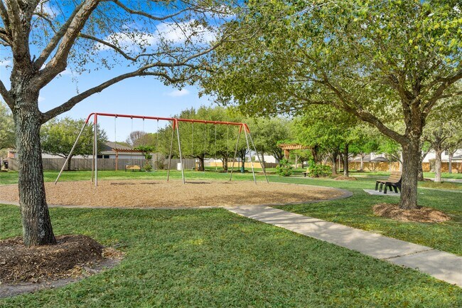 Building Photo - 1323 Pease River Ln