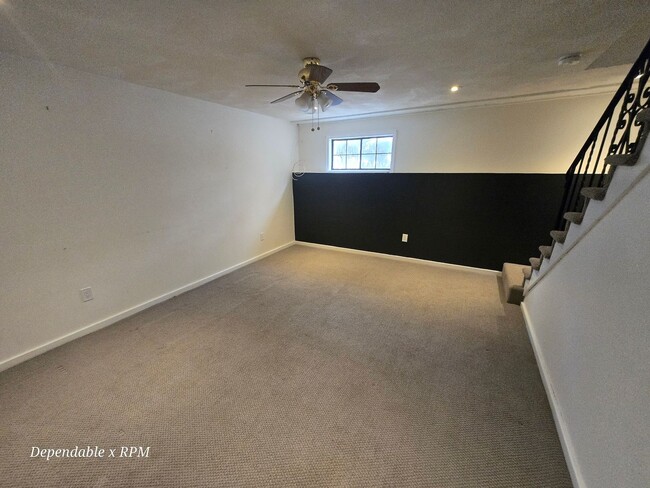 Building Photo - Stunning 2 Bd 2 Bath Townhouse in Wakefield w 2 parking spaces and 3 Levels of Living