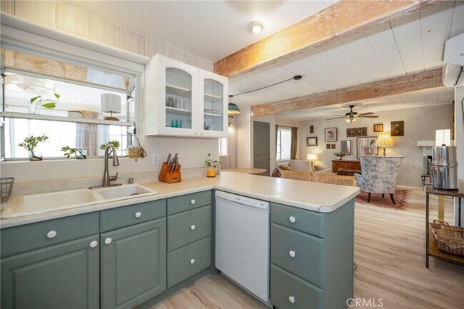 Building Photo - 2576 Green Hills Way