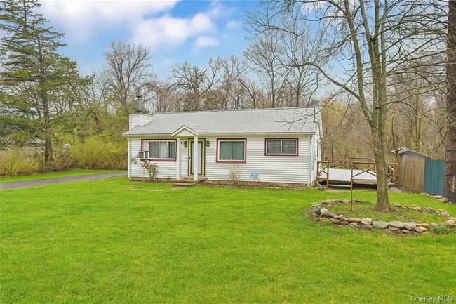 Primary Photo - 7 Herbst Dr