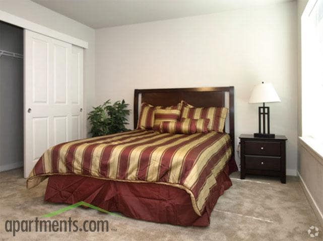 Bedroom - Camas Ridge Apartments