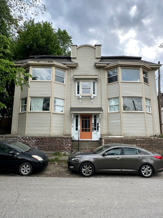 Primary Photo - Adams Street Apartment
