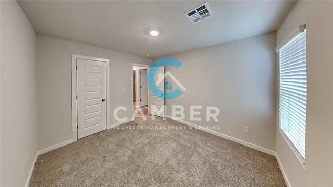 Building Photo - 394 Indiana Ct