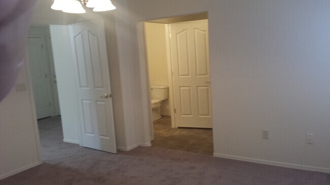 Building Photo - Spacious Marana Living with Loft & Low-Maintenance Appeal