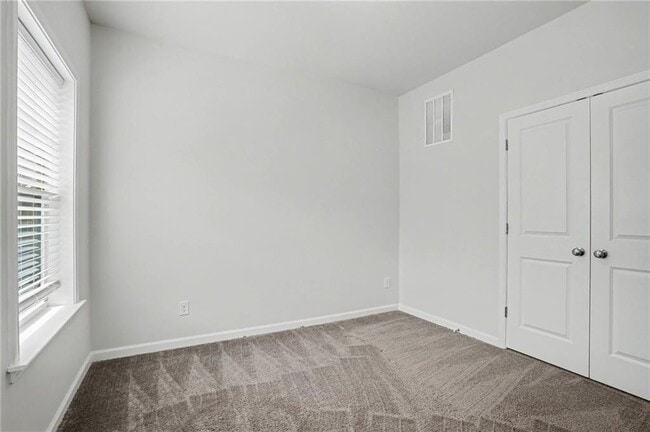 Building Photo - 2087 Graywell Ln