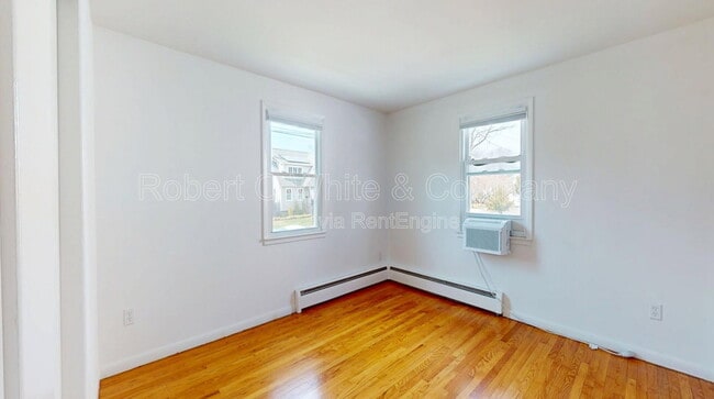 Building Photo - 161 Mona Terrace