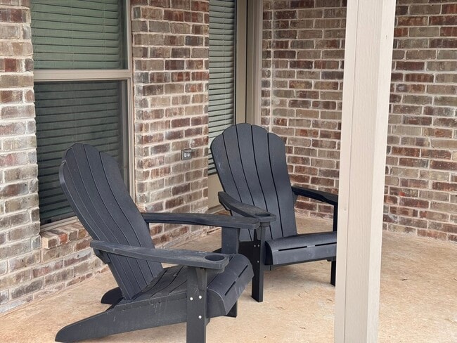 Building Photo - 7612 John Thomas St