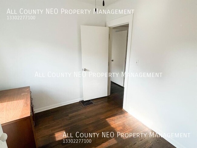 Building Photo - 1578 Olivewood Ave