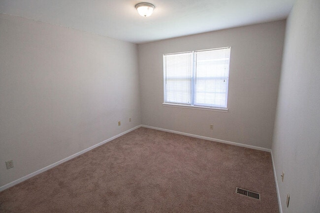 Building Photo - 3510 Forum Blvd