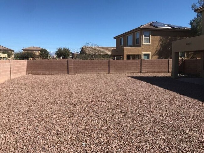Building Photo - Spacious Marana Living with Loft & Low-Maintenance Appeal