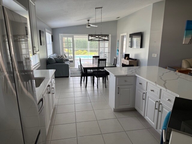 View to outside - 4929 Kingston Way
