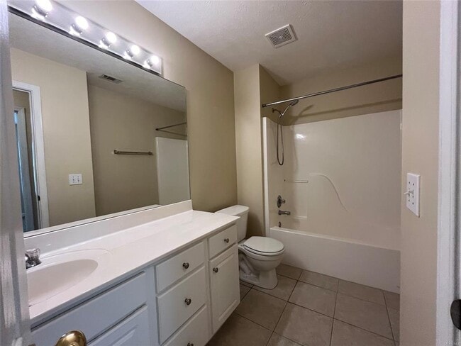 Building Photo - 8901 Ashland Park Pl