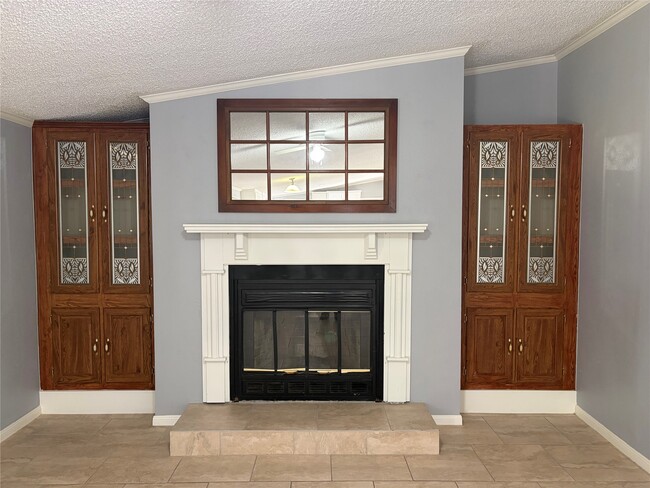 Building Photo - 15467 Delores Ln