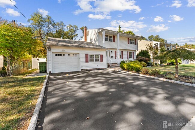 Building Photo - 14 Mayling Ct