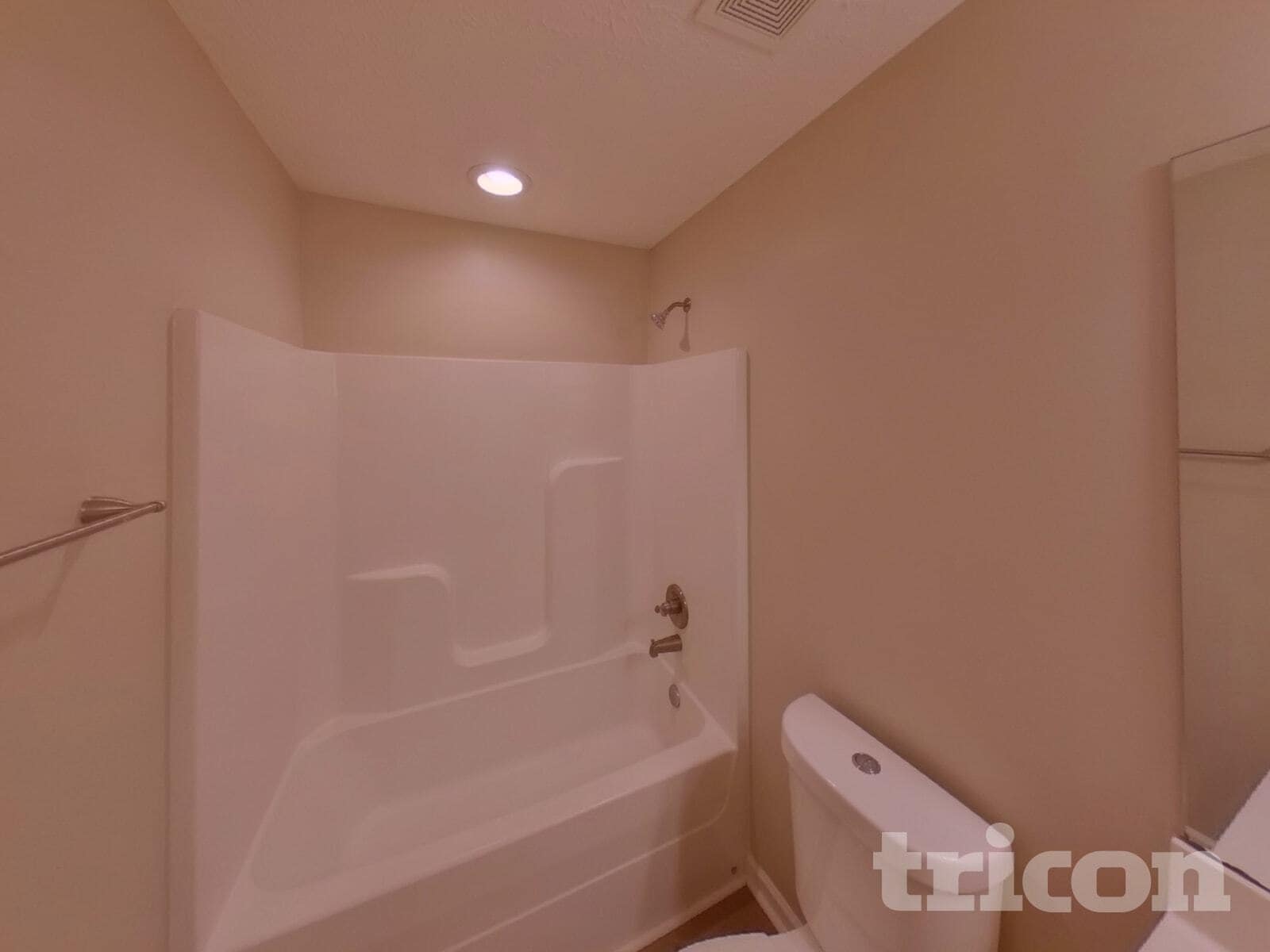 Building Photo - 1020 Niagra Way