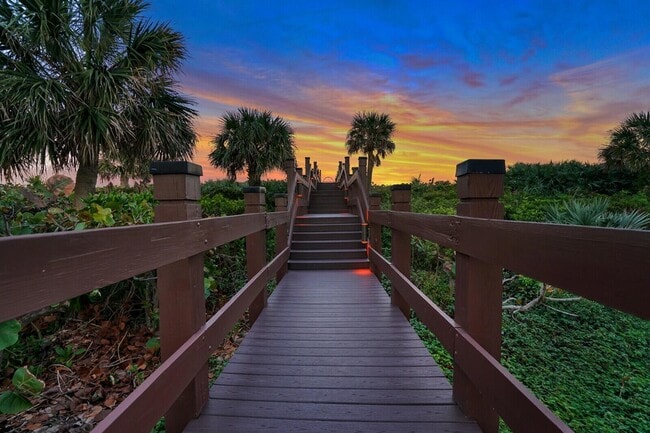 Building Photo - 4000 N Ocean Dr