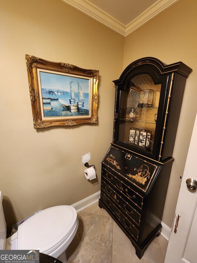 Building Photo - 180 Sycamore Bend