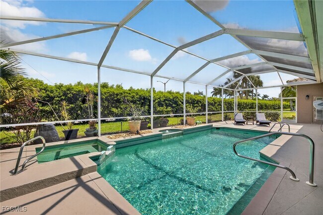 Building Photo - 8350 Trentwood Ct