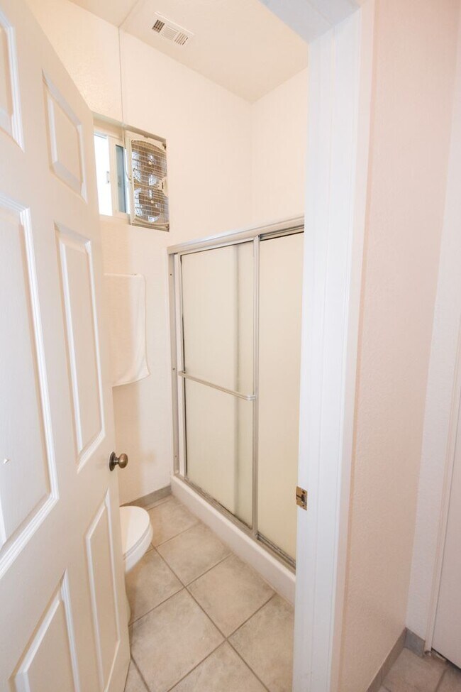 Building Photo - Long Term, Unfurnished Rental in Imperial ...