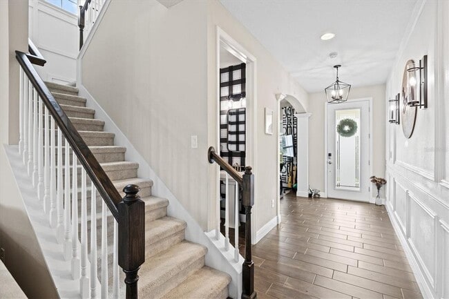 Building Photo - 5709 Silver Sun Dr