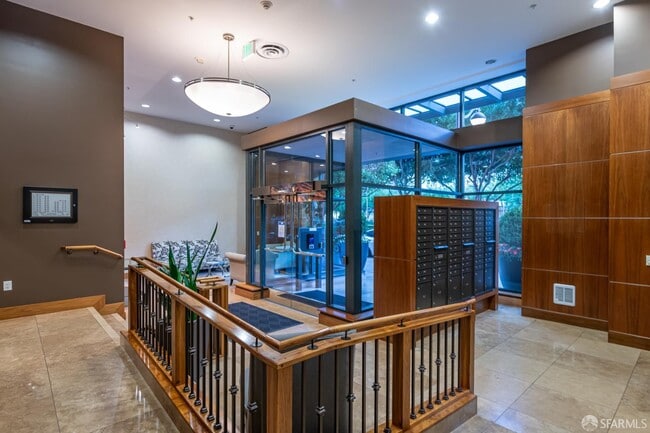 Building Photo - 330 Mission Bay Boulevard North