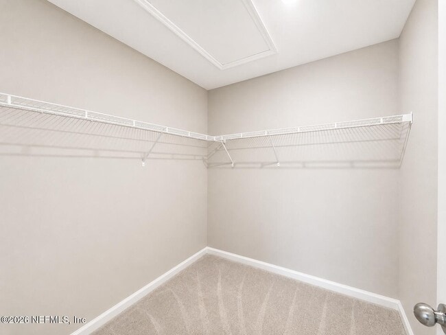 Building Photo - 12835 Josslyn Ln